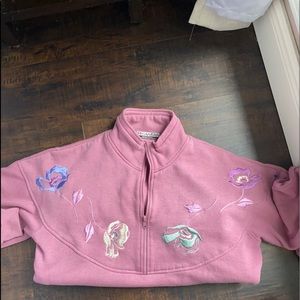 Vintage floral pullover